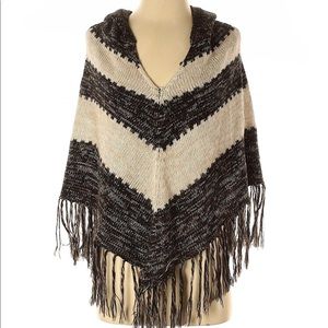 Willow & Clay Poncho